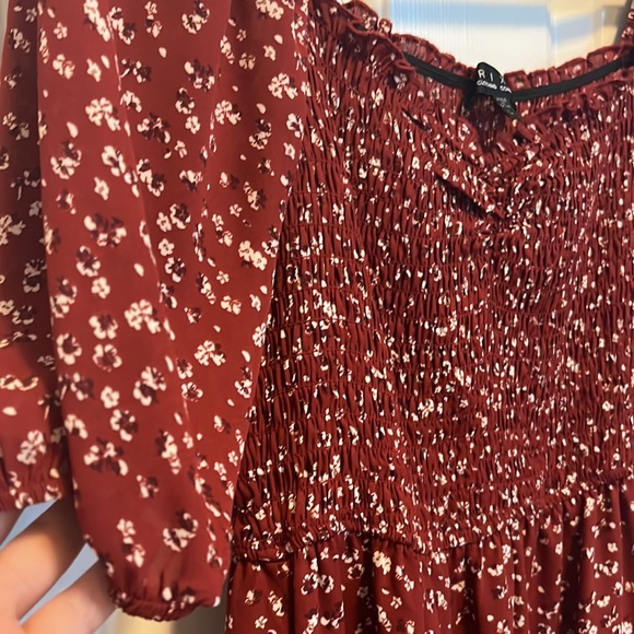 Dress - Picture 4 of 14